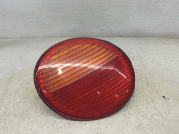 1998-2005 Volkswagen Beetle Tail Light Assembly Passenger Right OEM Fits Fits 1998 1999 2000 2001 2002 2003 2004 2005 OEM Us