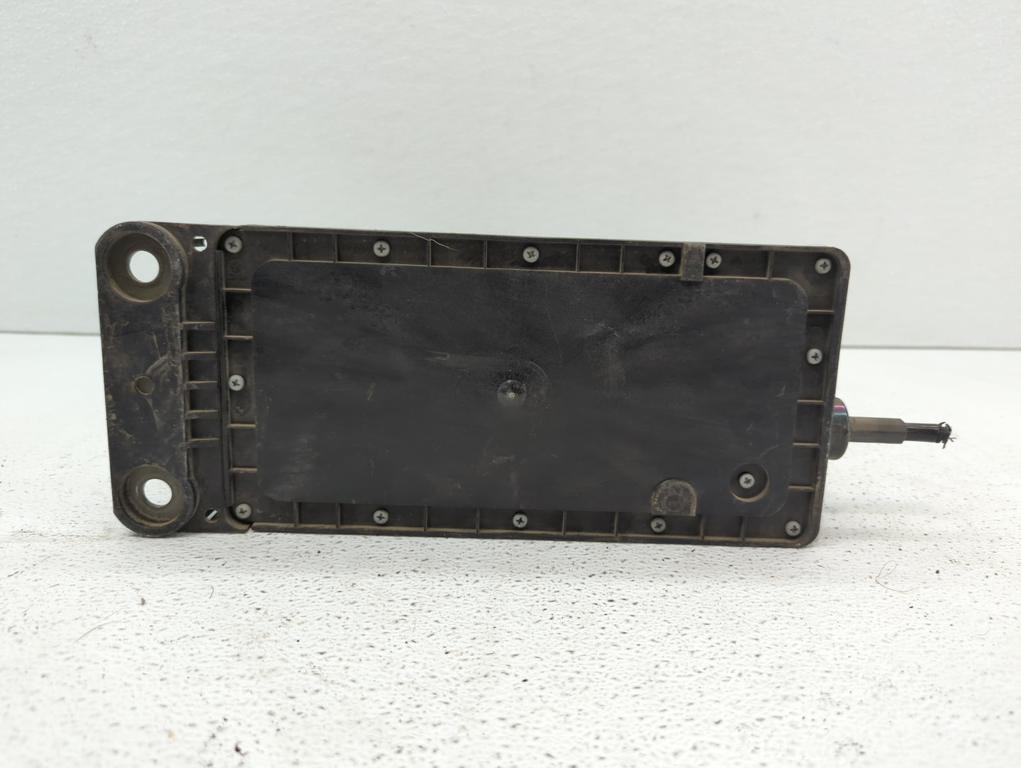 2001 Volkswagen Beetle Floor Console Assembly Shifter - Oemusedautoparts1.com