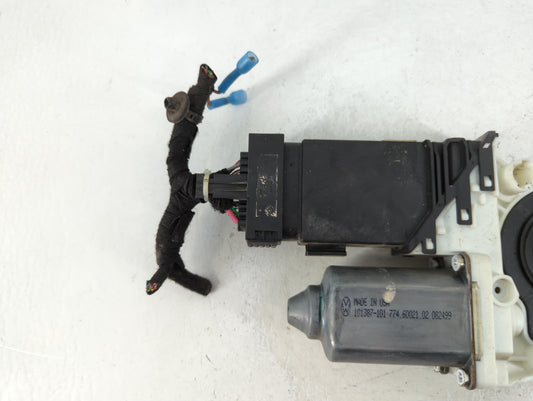 1998-2001 Volkswagen Beetle Passenger Front Right Power Window Motor