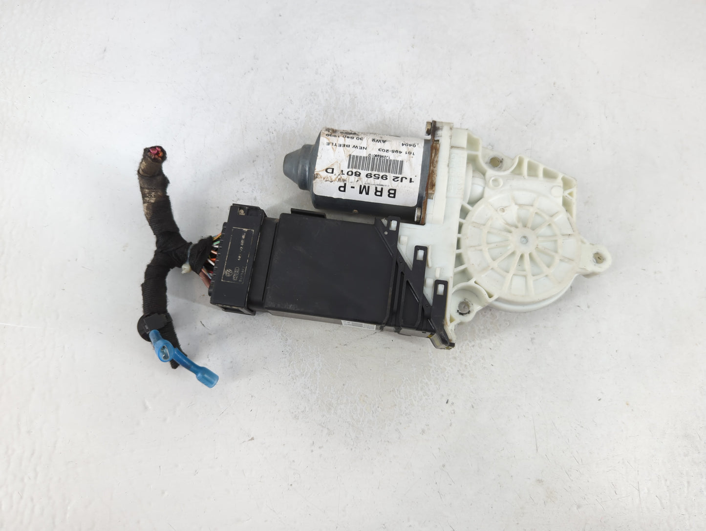 1998-2001 Volkswagen Beetle Passenger Front Right Power Window Motor - Oemusedautoparts1.com