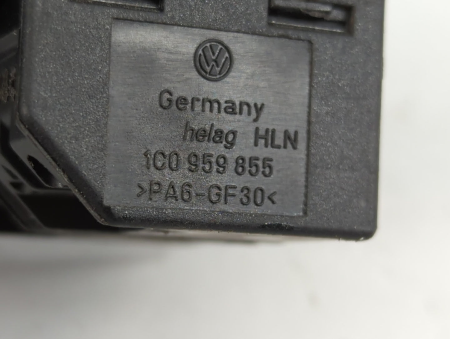 2000-2008 Volkswagen Beetle Master Power Window Switch Replacement Driver Side Left P/N:1C0 959 855 Fits OEM Used Auto Parts