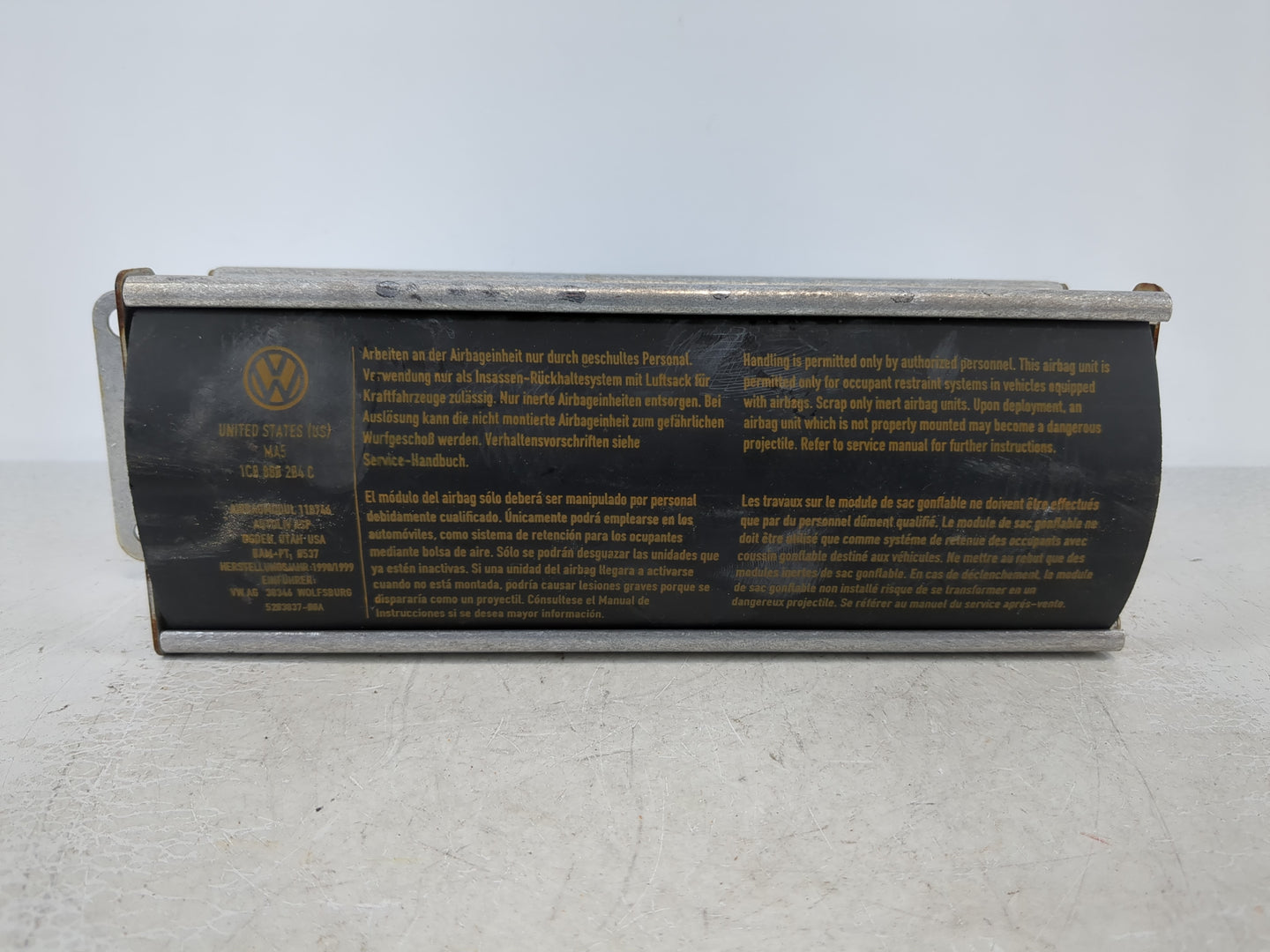 1998-2003 Volkswagen Beetle Air Bag Passenger Right Dashboard OEM Fits Fits 1998 1999 2000 2001 2002 2003 OEM Used Auto Part