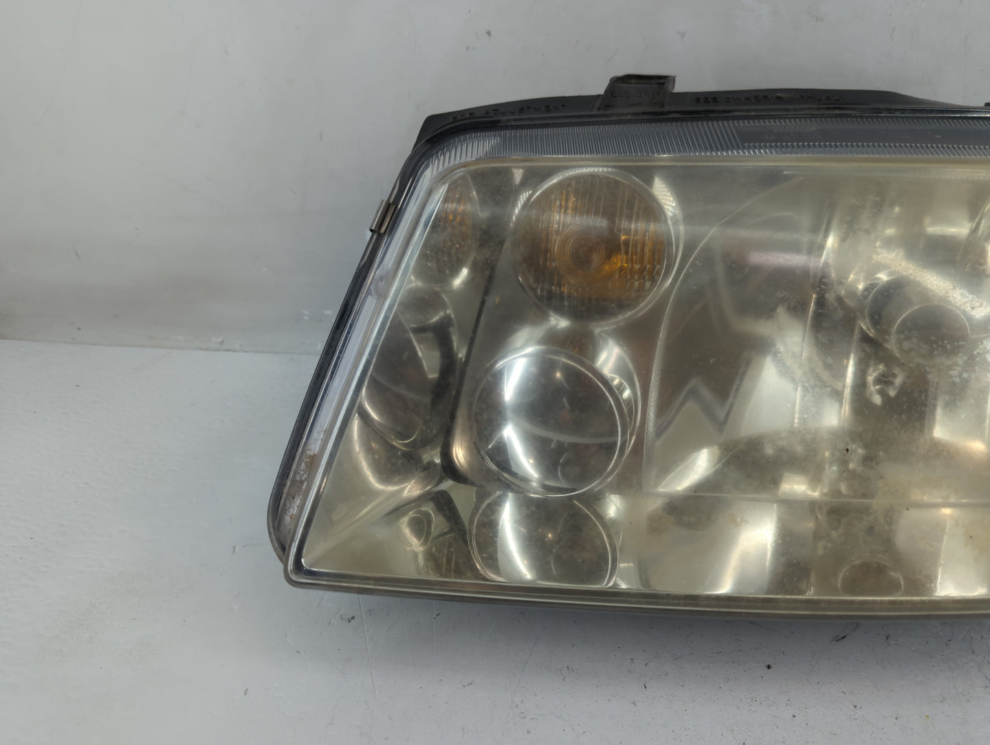 1999-2002 Volkswagen Jetta Driver Left Oem Head Light Headlight Lamp - Oemusedautoparts1.com