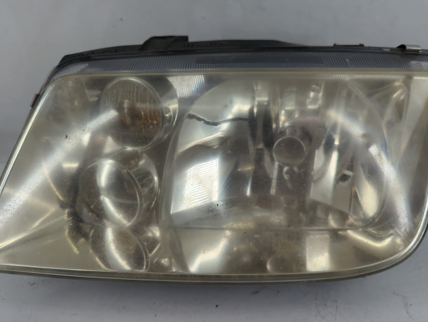 1999-2002 Volkswagen Jetta Driver Left Oem Head Light Headlight Lamp - Oemusedautoparts1.com