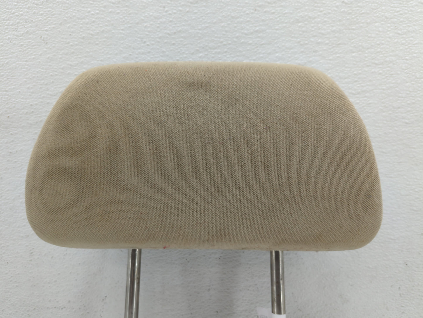 2000-2002 Volkswagen Jetta Headrest Head Rest Front Driver Passenger Seat Fits Fits 2000 2001 2002 OEM Used Auto Parts - Oem