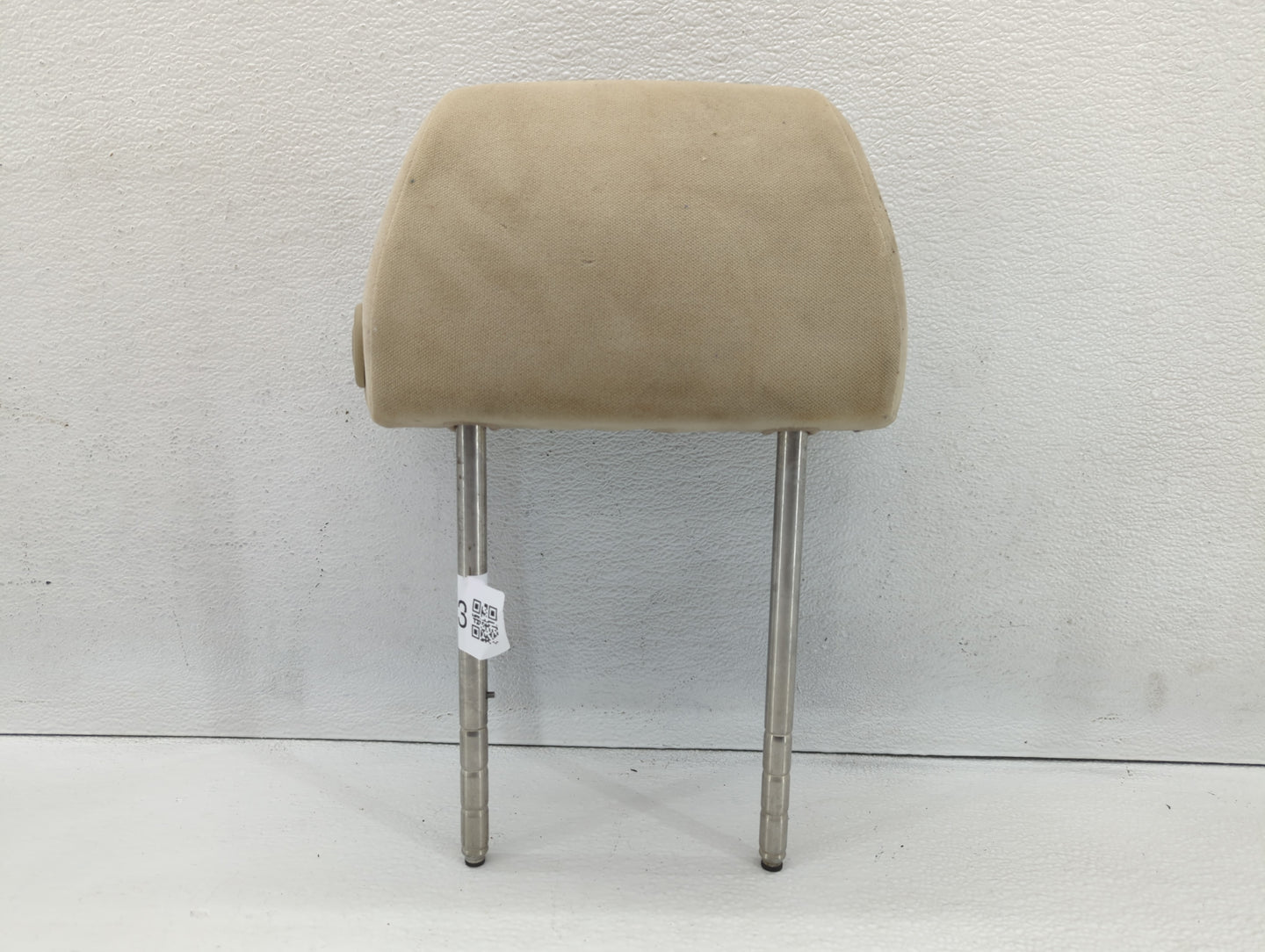 2000-2002 Volkswagen Jetta Headrest Head Rest Front Driver Passenger Seat Fits Fits 2000 2001 2002 OEM Used Auto Parts - Oem