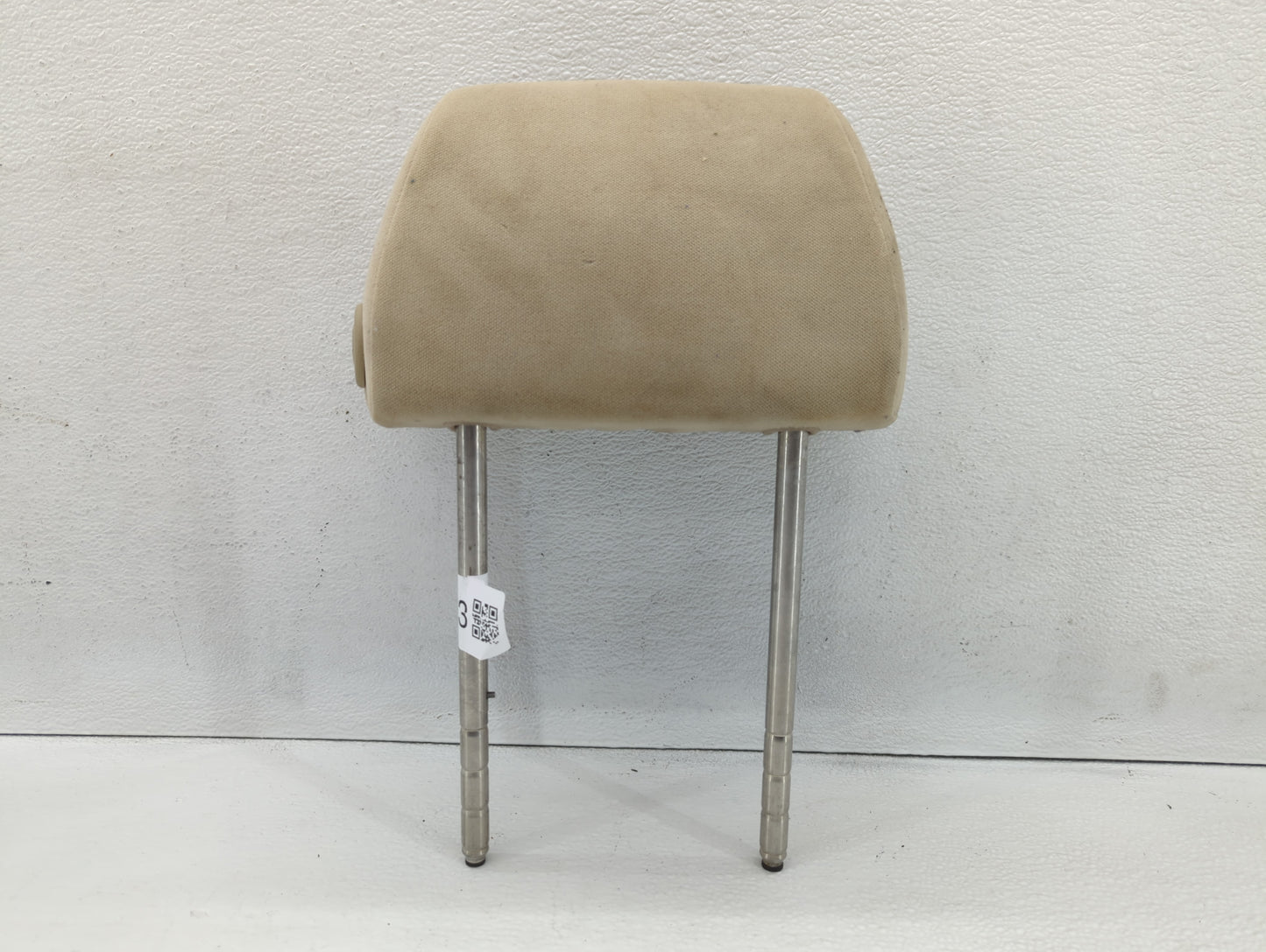 2000-2002 Volkswagen Jetta Headrest Head Rest Front Driver Passenger Seat Fits Fits 2000 2001 2002 OEM Used Auto Parts - Oem