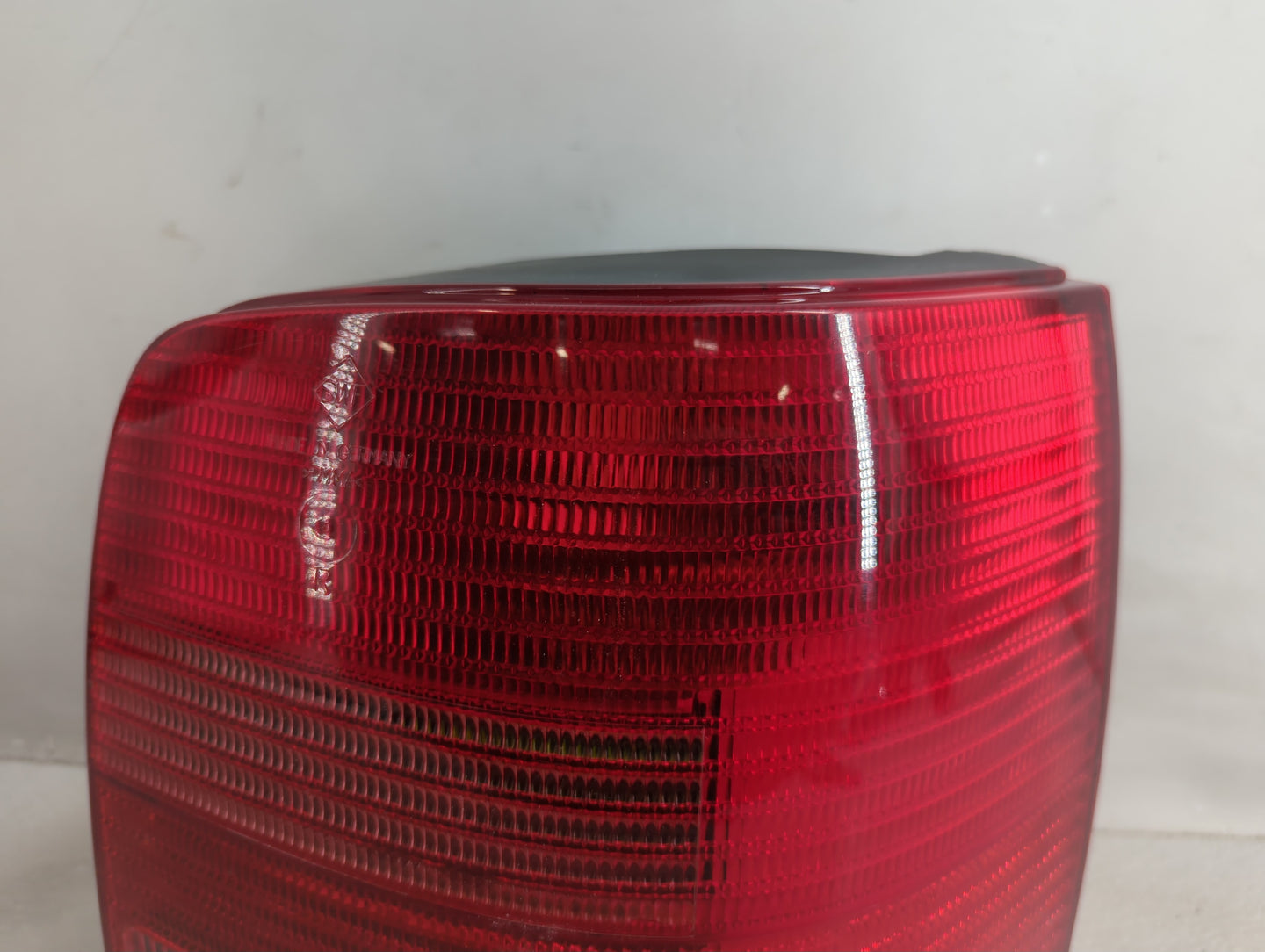 2001 Volkswagen Passat Tail Light Assembly Passenger Right OEM Fits OEM Used Auto Parts - Oemusedautoparts1.com