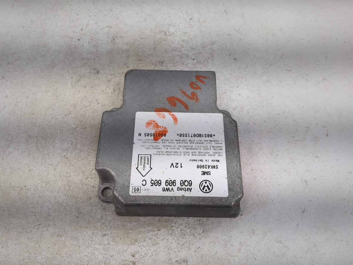 2001-2001 Volkswagen Passat Safety Restraint Srs Airbag Control Module - Oemusedautoparts1.com