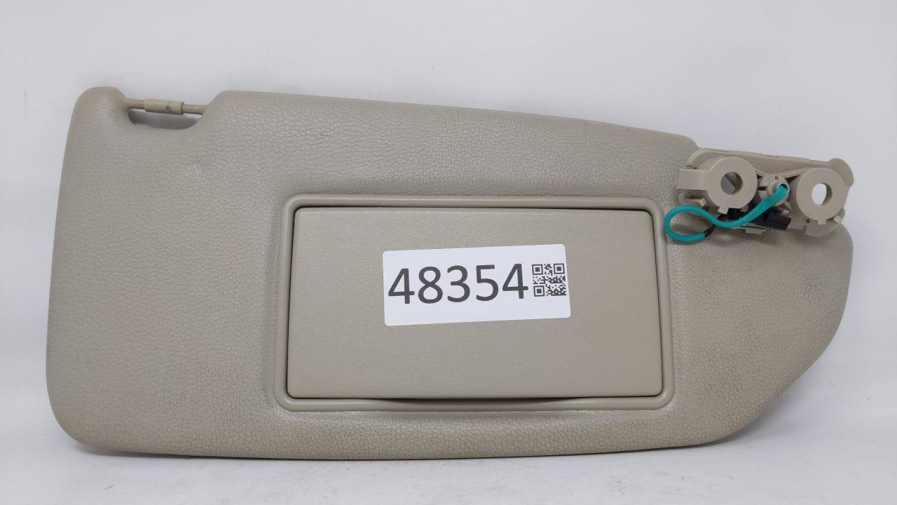 2001 Volvo S60 Sun Visor Shade Replacement Passenger Right Mirror Fits OEM Used Auto Parts - Oemusedautoparts1.com