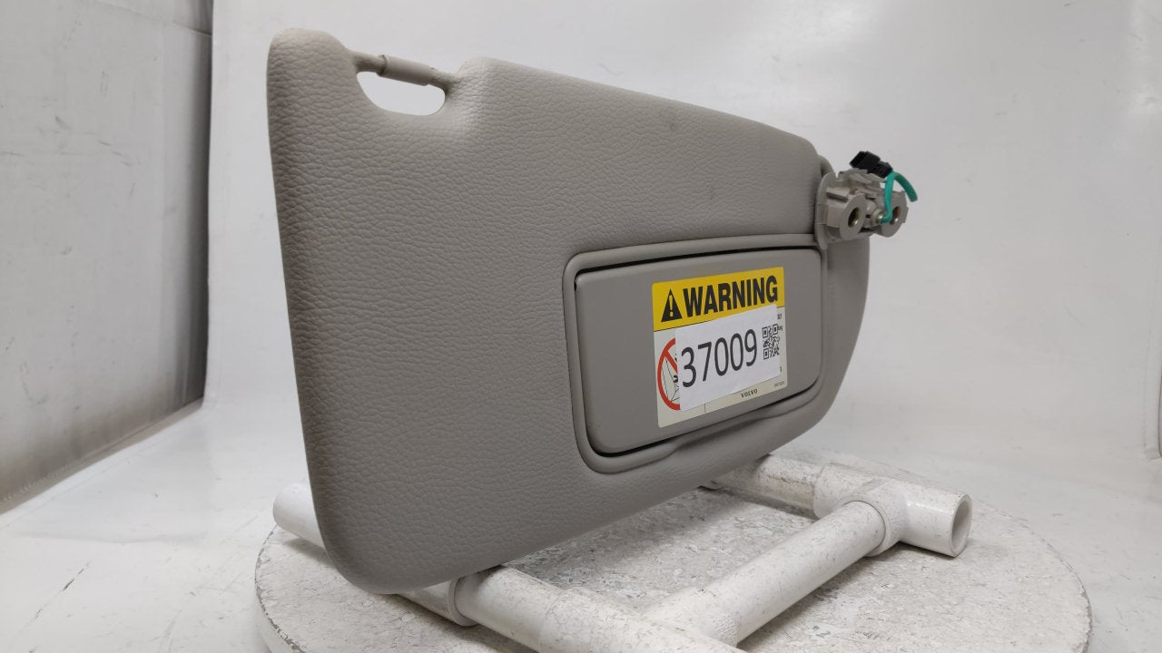 2001 Volvo S60 Sun Visor Shade Replacement Passenger Right Mirror Fits OEM Used Auto Parts - Oemusedautoparts1.com