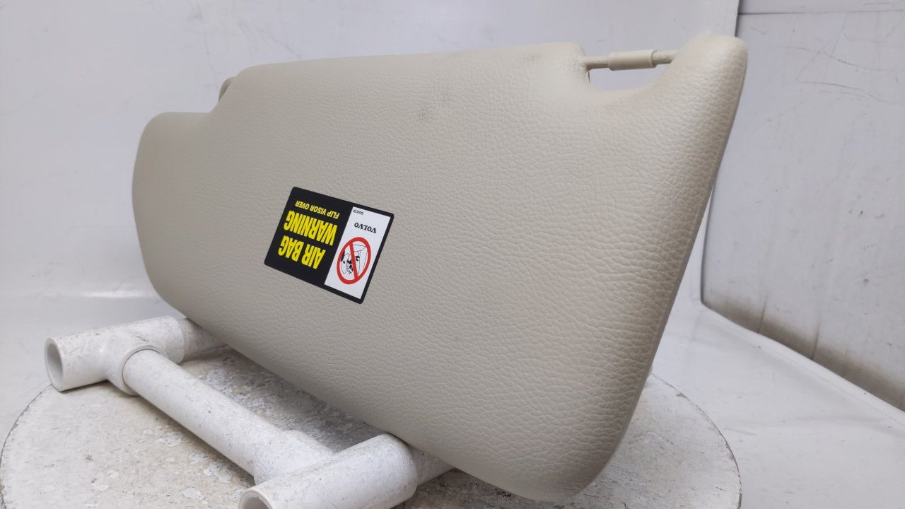 2001 Volvo S60 Sun Visor Shade Replacement Passenger Right Mirror Fits OEM Used Auto Parts - Oemusedautoparts1.com