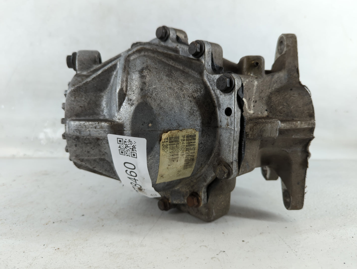 2001-2002 Volvo V70 Axle Carrier Differential Assembly Fits Fits 2001 2002 OEM Used Auto Parts - Oemusedautoparts1.com
