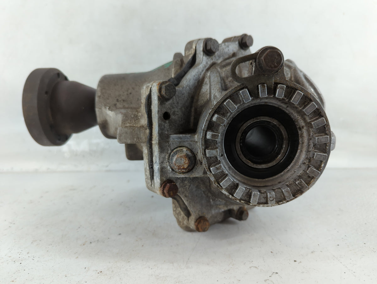 2001-2002 Volvo V70 Axle Carrier Differential Assembly Fits Fits 2001 2002 OEM Used Auto Parts - Oemusedautoparts1.com