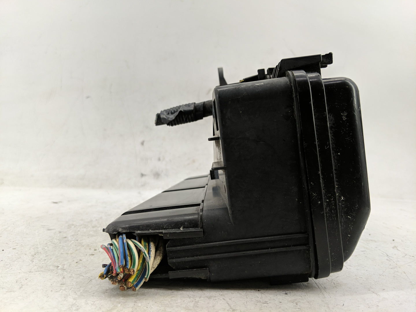 2001-2002 Acura Mdx Fusebox Fuse Box Panel Relay Module Fits Fits 2001 2002 OEM Used Auto Parts - Oemusedautoparts1.com