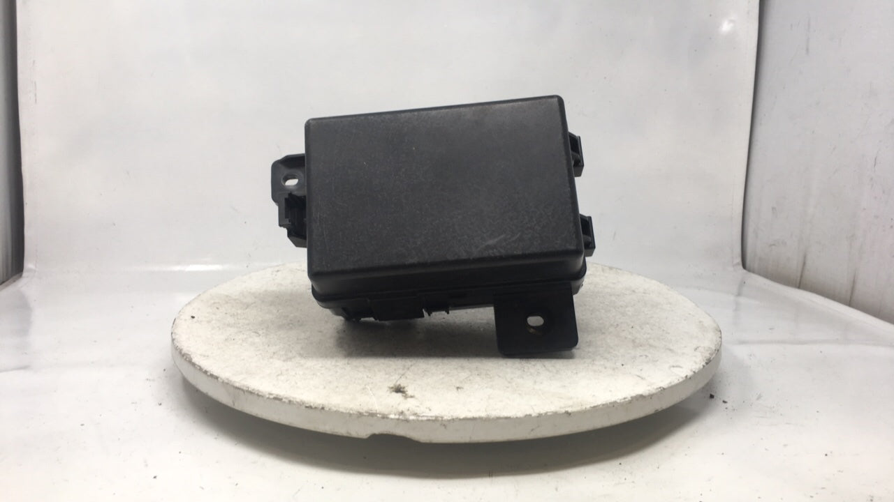 2001-2002 Acura Mdx Fusebox Fuse Box Panel Relay Module P/N:N91450-2M22100 Fits Fits 2001 2002 OEM Used Auto Parts - Oemused