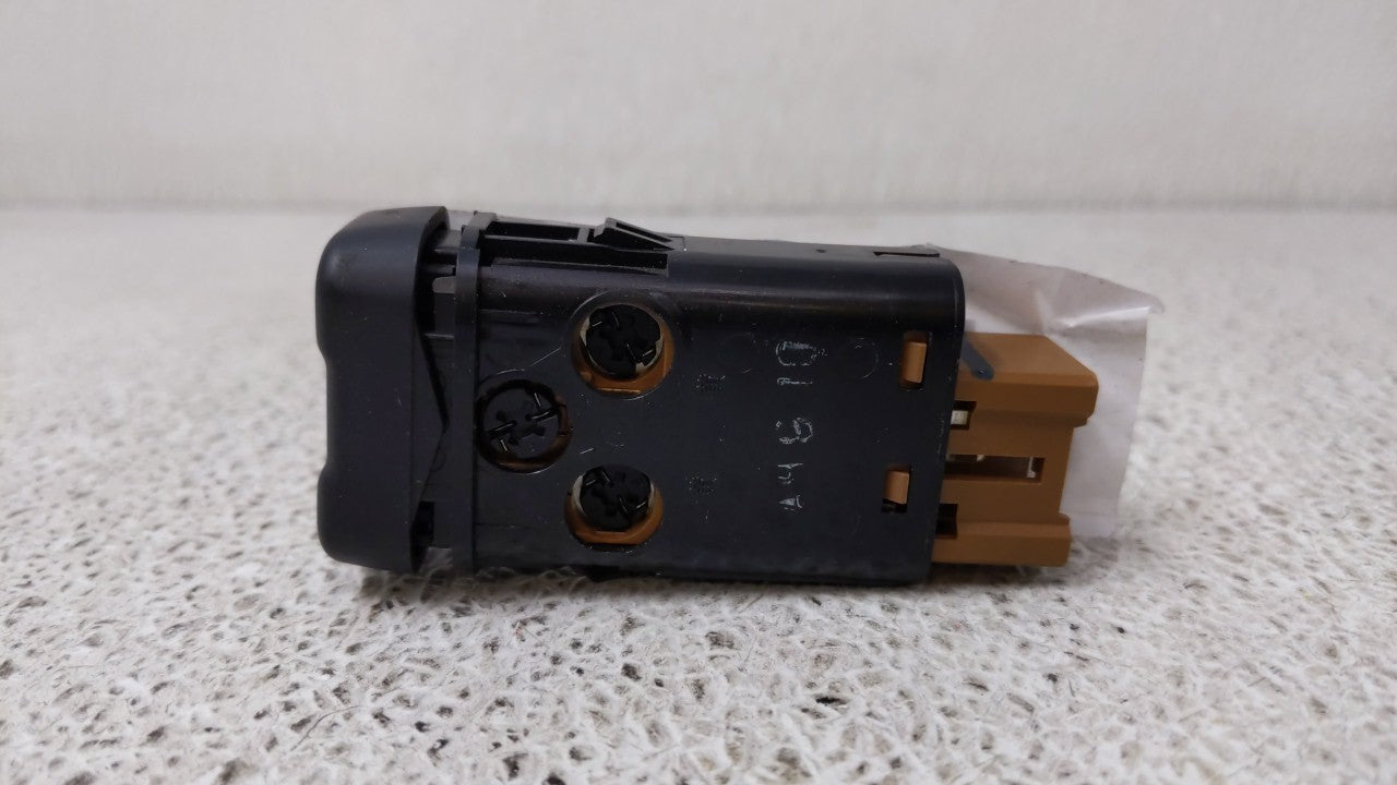 2002 Acura Mdx Heated Seat Driver Switch - Oemusedautoparts1.com