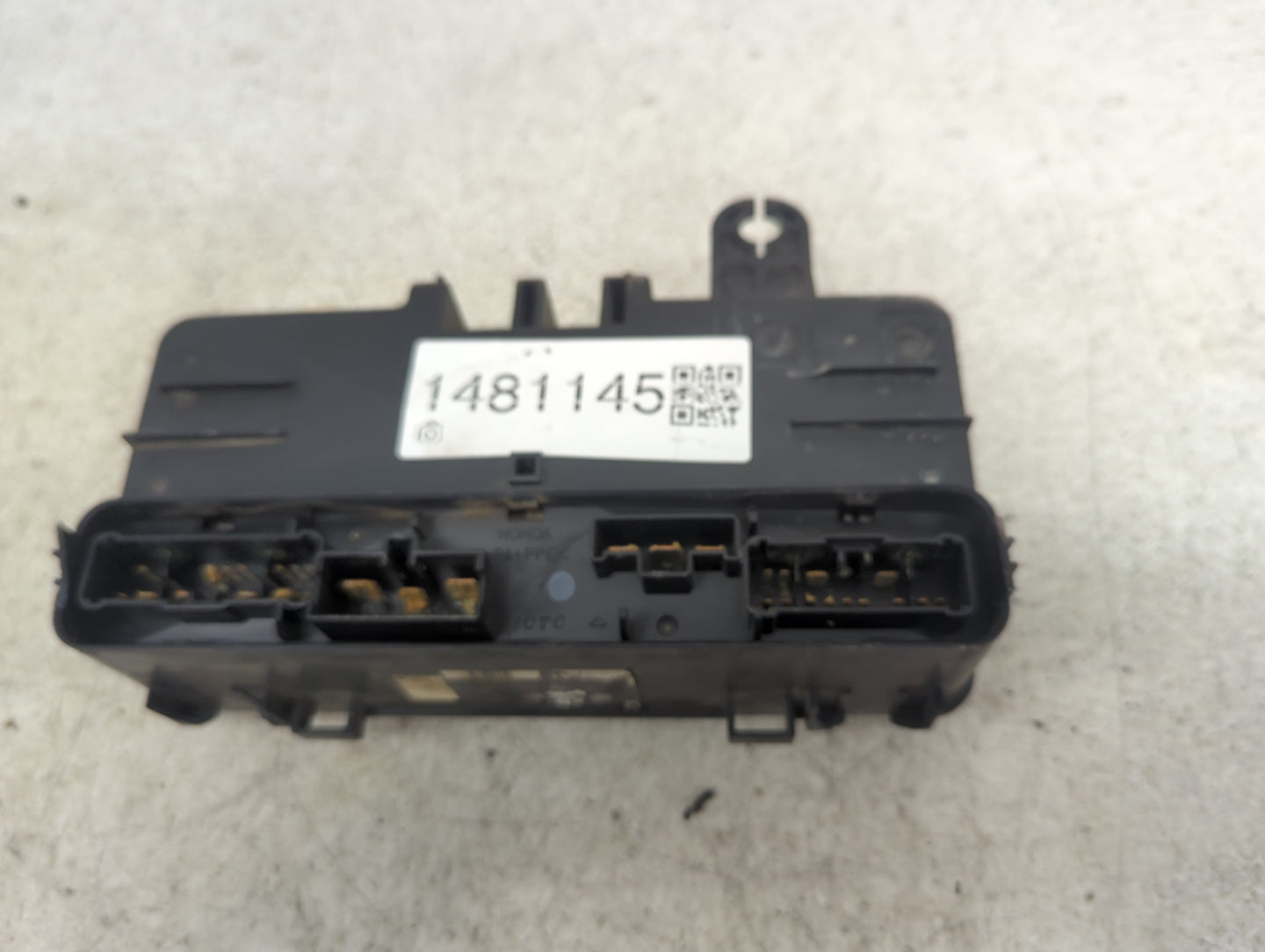 2002 Acura Tl Fusebox Fuse Box Panel Relay Module Fits OEM Used Auto Parts - Oemusedautoparts1.com
