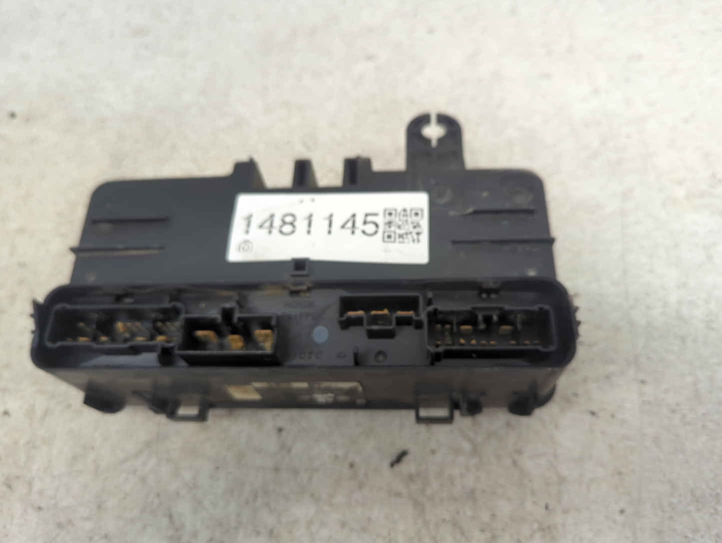 2002 Acura Tl Fusebox Fuse Box Panel Relay Module Fits OEM Used Auto Parts - Oemusedautoparts1.com