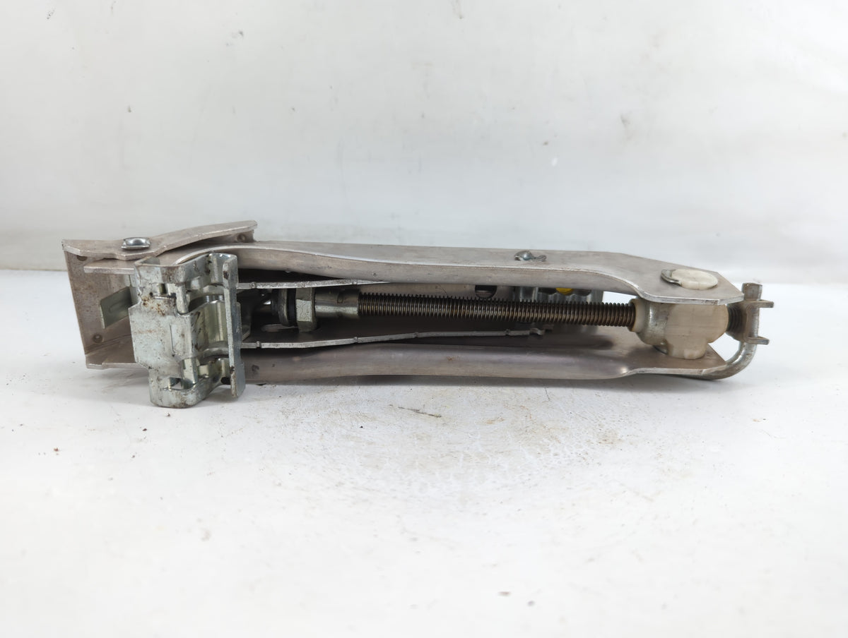 2002 Audi A3 Spare Scissor Car Jack - Oemusedautoparts1.com