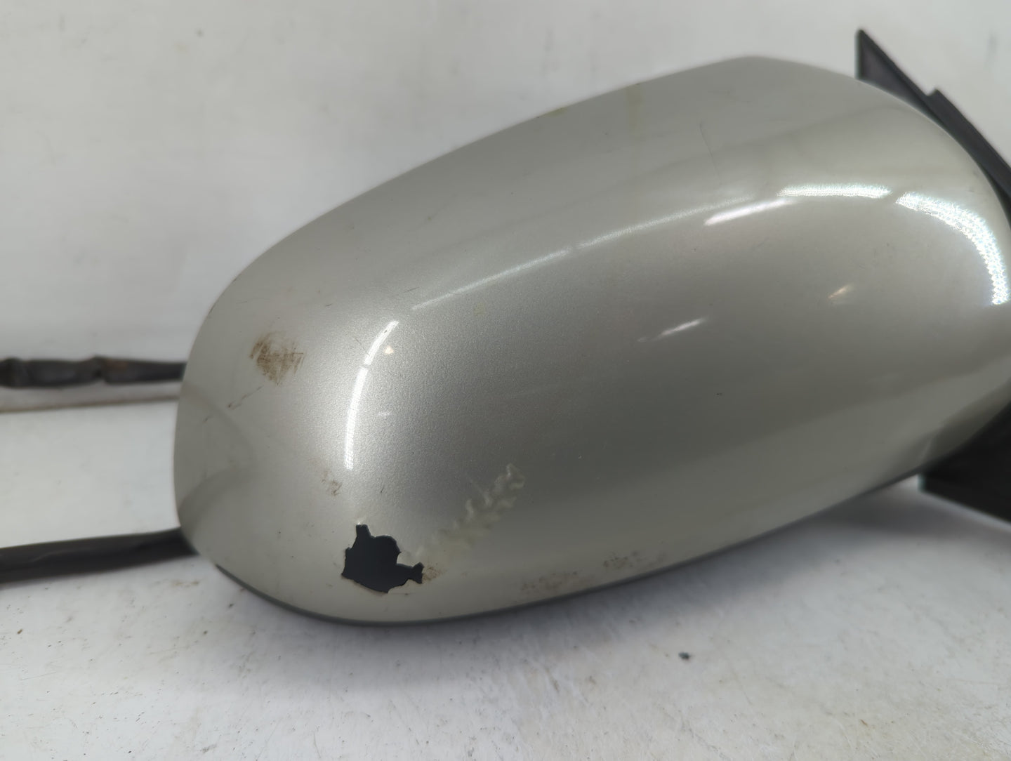 2002-2005 Audi A4 Passenger Side View Mirror - Right Door Mirror OEM Used - Oemusedautoparts1.com