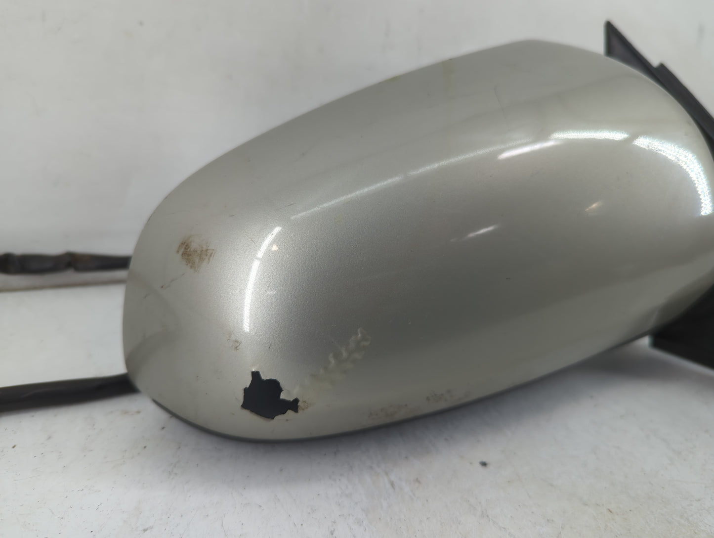 2002-2005 Audi A4 Passenger Side View Mirror - Right Door Mirror OEM Used - Oemusedautoparts1.com