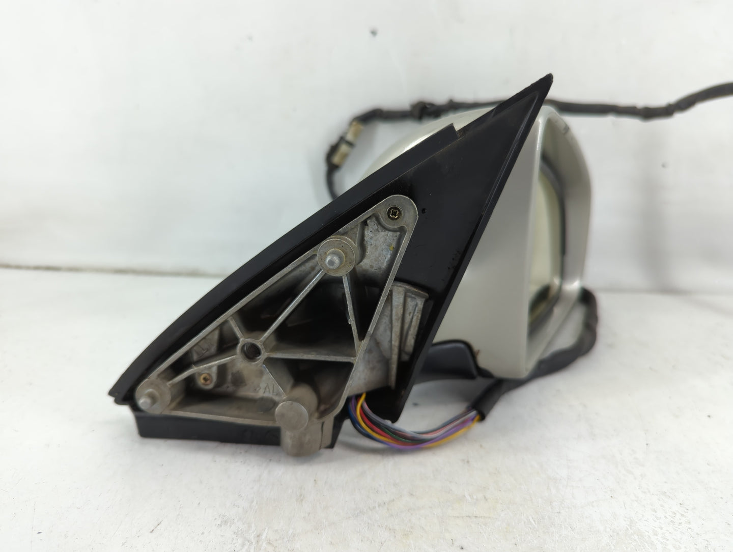 2002-2005 Audi A4 Passenger Side View Mirror - Right Door Mirror OEM Used - Oemusedautoparts1.com