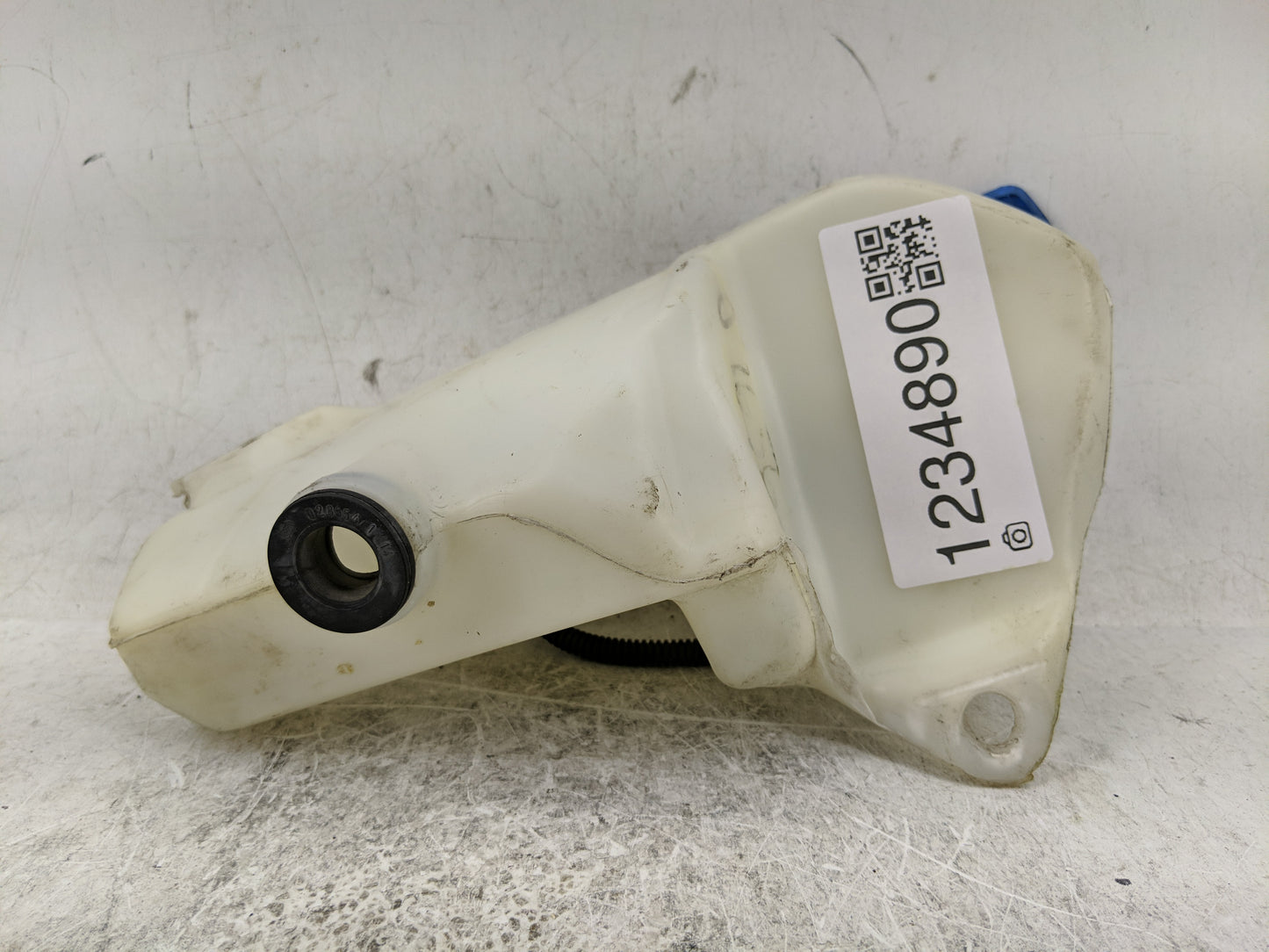 2002-2005 Audi A4 Windshield Washer Fluid Reservoir Bottle Oem - Oemusedautoparts1.com