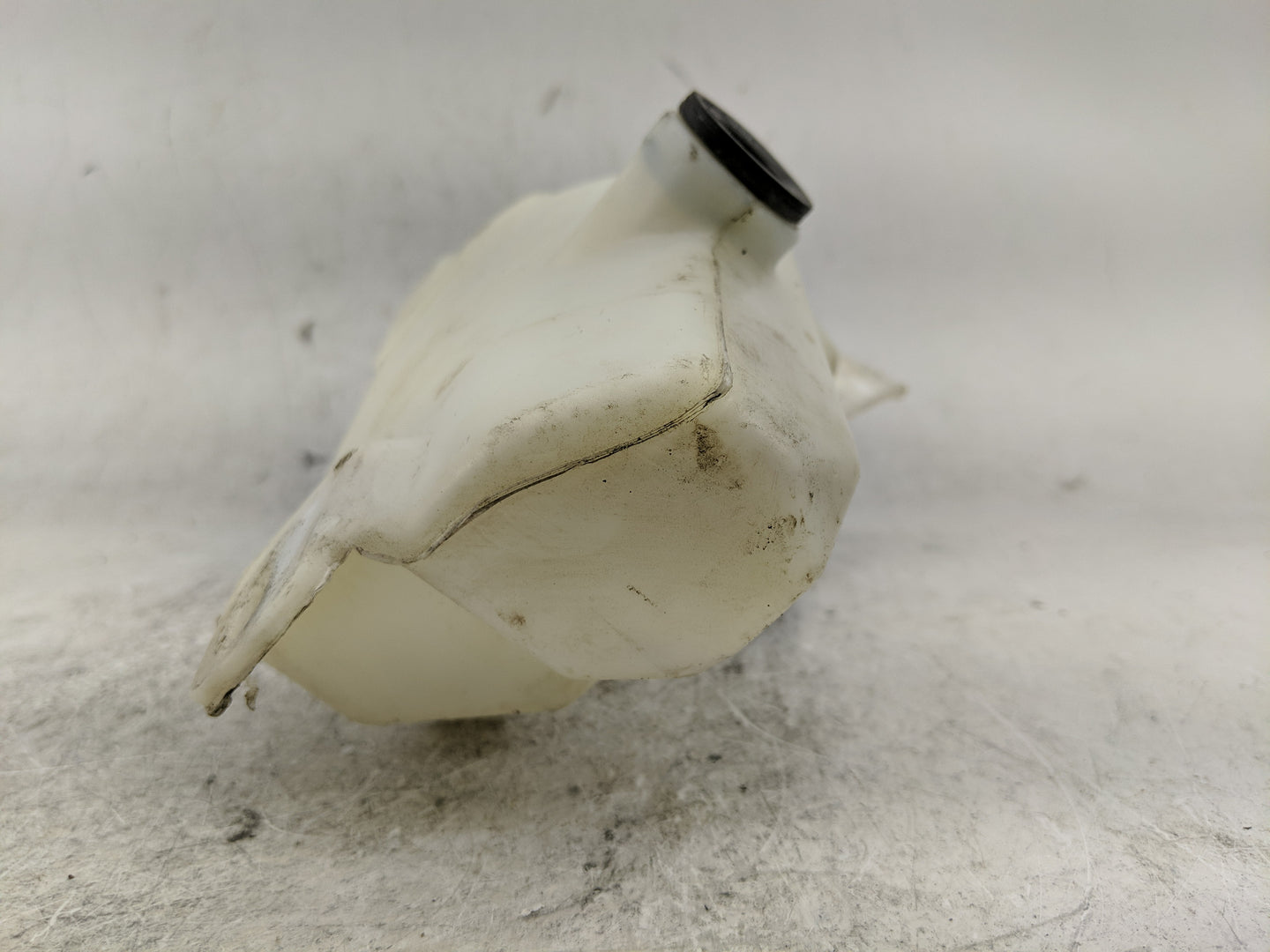 2002-2005 Audi A4 Windshield Washer Fluid Reservoir Bottle Oem - Oemusedautoparts1.com