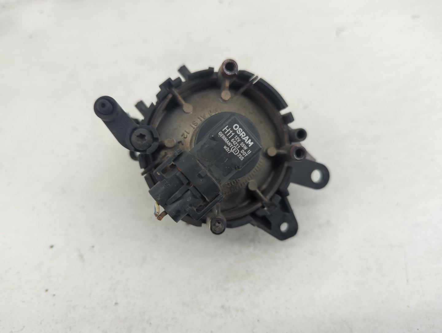 2002-2005 Audi A4 Passenger Right Oem Fog Light Lamp - Oemusedautoparts1.com