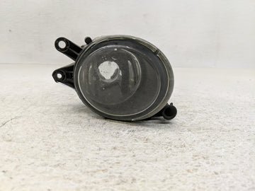 2002-2005 Audi A4 Passenger Right Oem Fog Light Lamp - Oemusedautoparts1.com