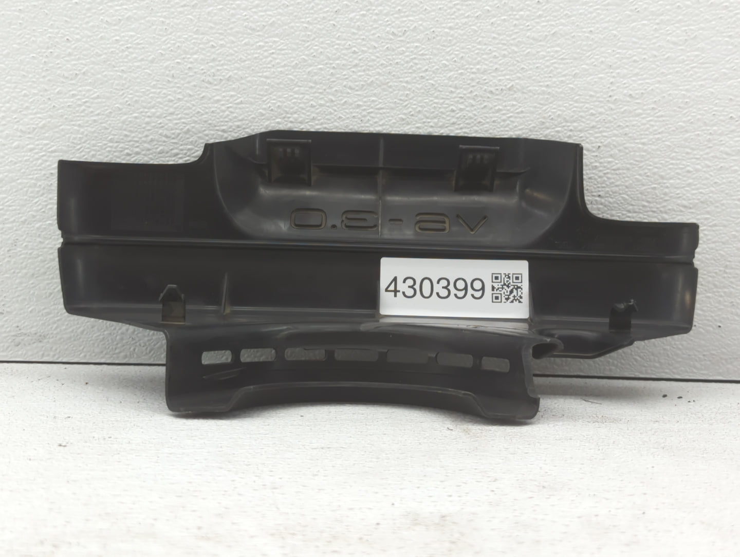 2002 Audi A4 Engine Cover - Oemusedautoparts1.com