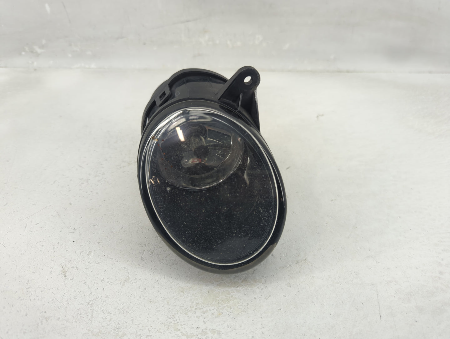 2002-2004 Audi A6 Passenger Right Oem Fog Light Lamp - Oemusedautoparts1.com