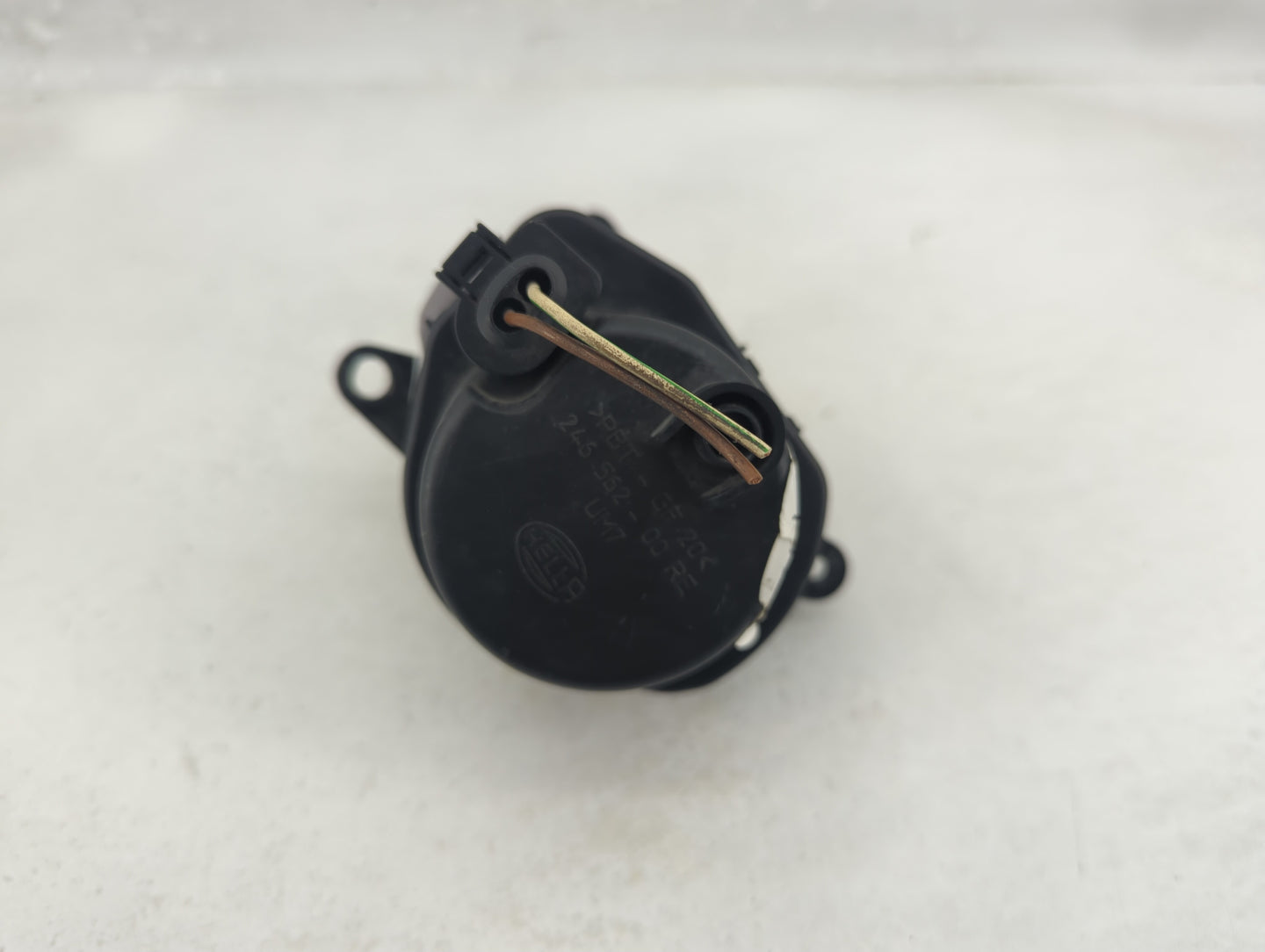 2002-2004 Audi A6 Passenger Right Oem Fog Light Lamp - Oemusedautoparts1.com