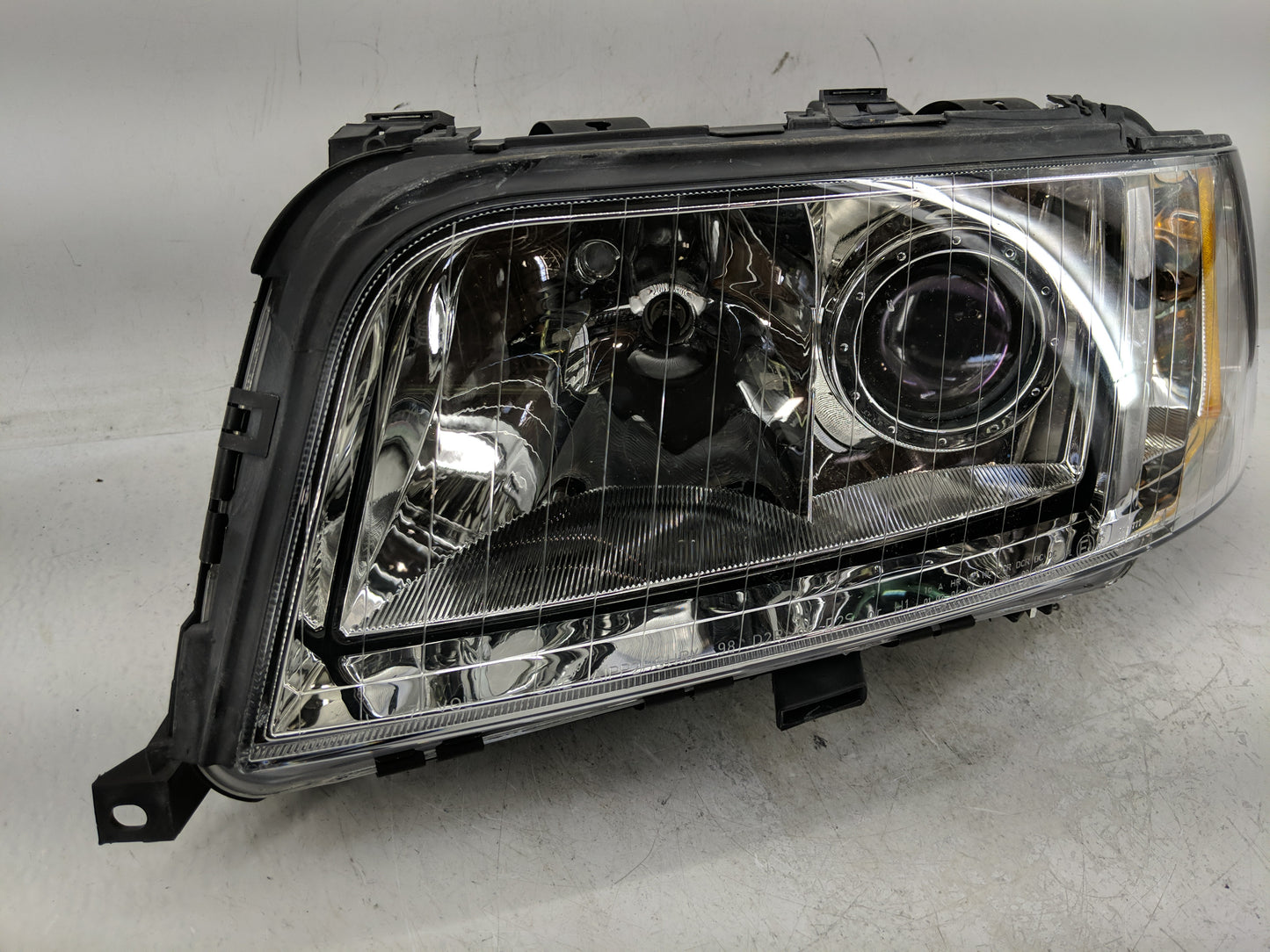 Audi A8 Driver Left Oem Head Light Headlight Lamp - Oemusedautoparts1.com