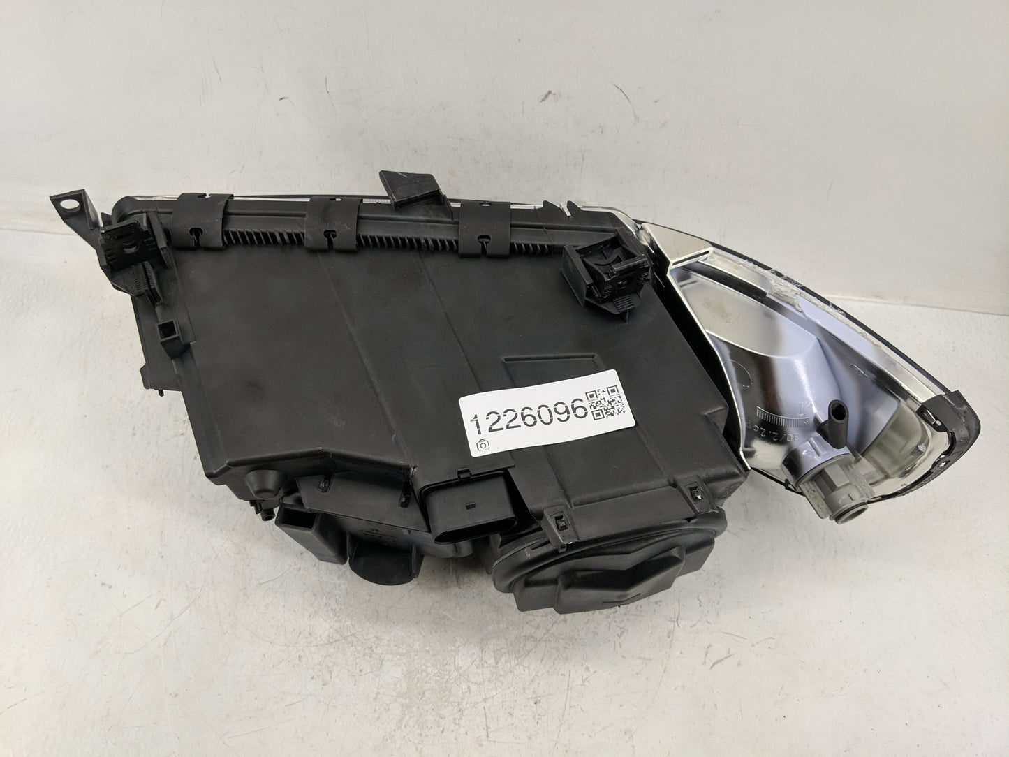 Audi A8 Driver Left Oem Head Light Headlight Lamp - Oemusedautoparts1.com