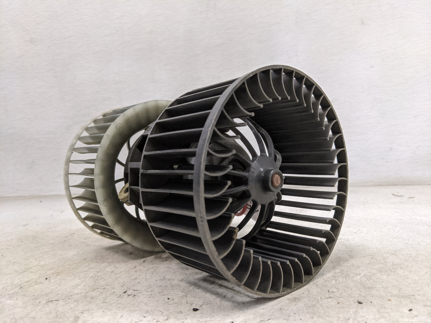 2002 Bmw 325ci Heater AC Blower Motor P/N:70669 Fits Fits 2001 2003 2004 2005 2006 2007 2008 2009 2010 OEM Used Auto Parts -