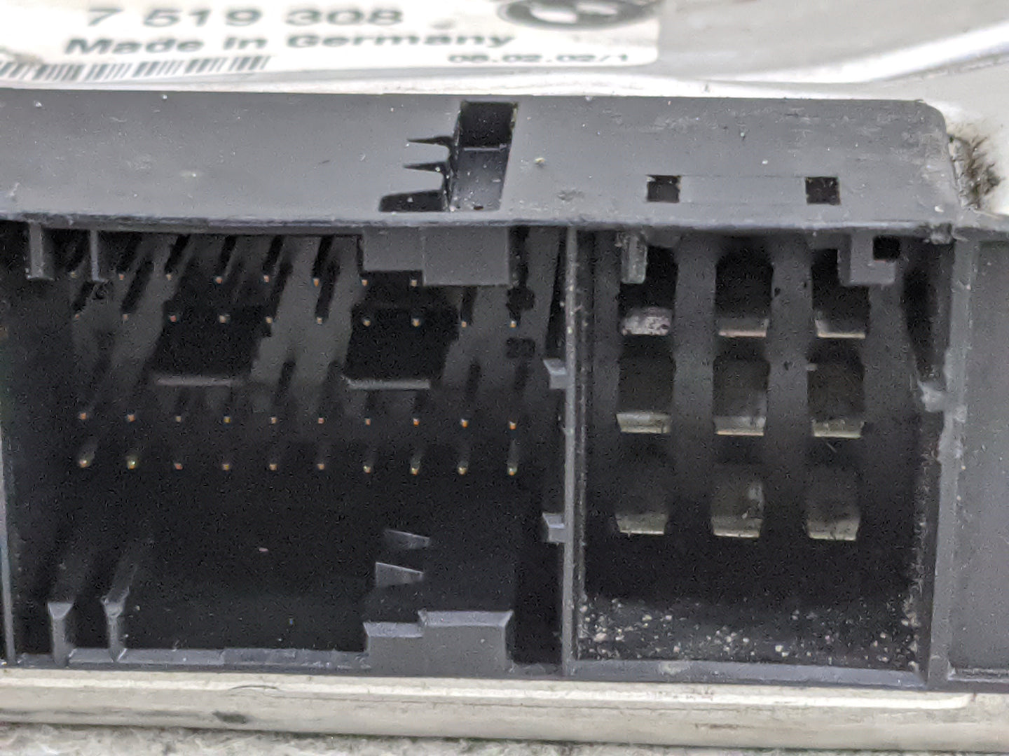 2002 Bmw 325ci PCM Engine Control Computer ECU ECM PCU OEM P/N:7519308 7520568, 5WK90015 Fits Fits 2001 2003 2004 2005 OEM U