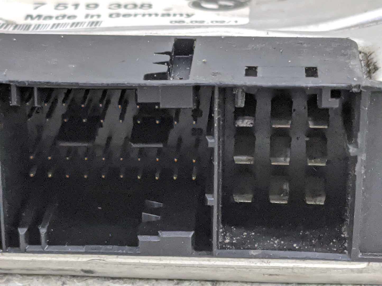 2002 Bmw 325ci PCM Engine Control Computer ECU ECM PCU OEM P/N:7519308 7520568, 5WK90015 Fits Fits 2001 2003 2004 2005 OEM U