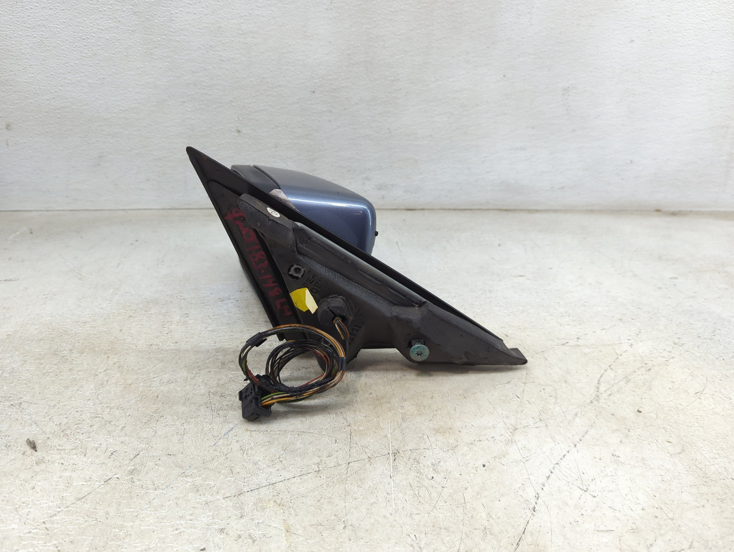 2001-2003 Bmw 325i Driver Side View Mirror - Left Door Mirror OEM Used - Oemusedautoparts1.com