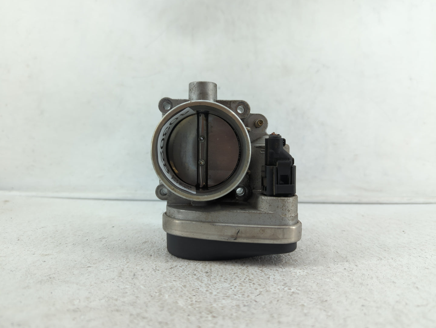 2001-2005 Bmw 325i Throttle Body P/N:7 502 444 7502444 Fits Fits 2001 2002 2003 2004 2005 2006 OEM Used Auto Parts - Oemused