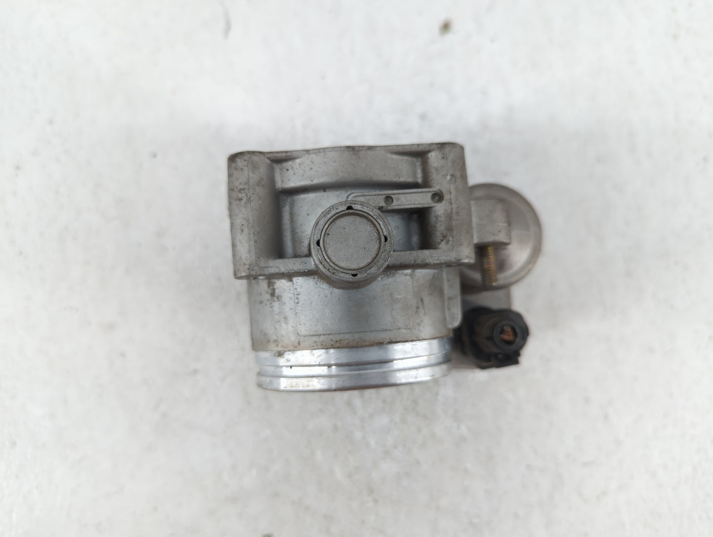 2001-2005 Bmw 325i Throttle Body P/N:7 502 444 7502444 Fits Fits 2001 2002 2003 2004 2005 2006 OEM Used Auto Parts - Oemused