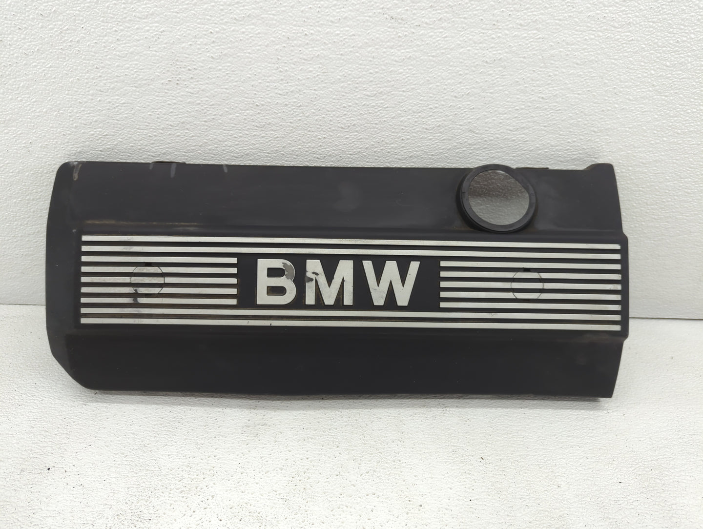 2002 Bmw 325i Engine Cover - Oemusedautoparts1.com