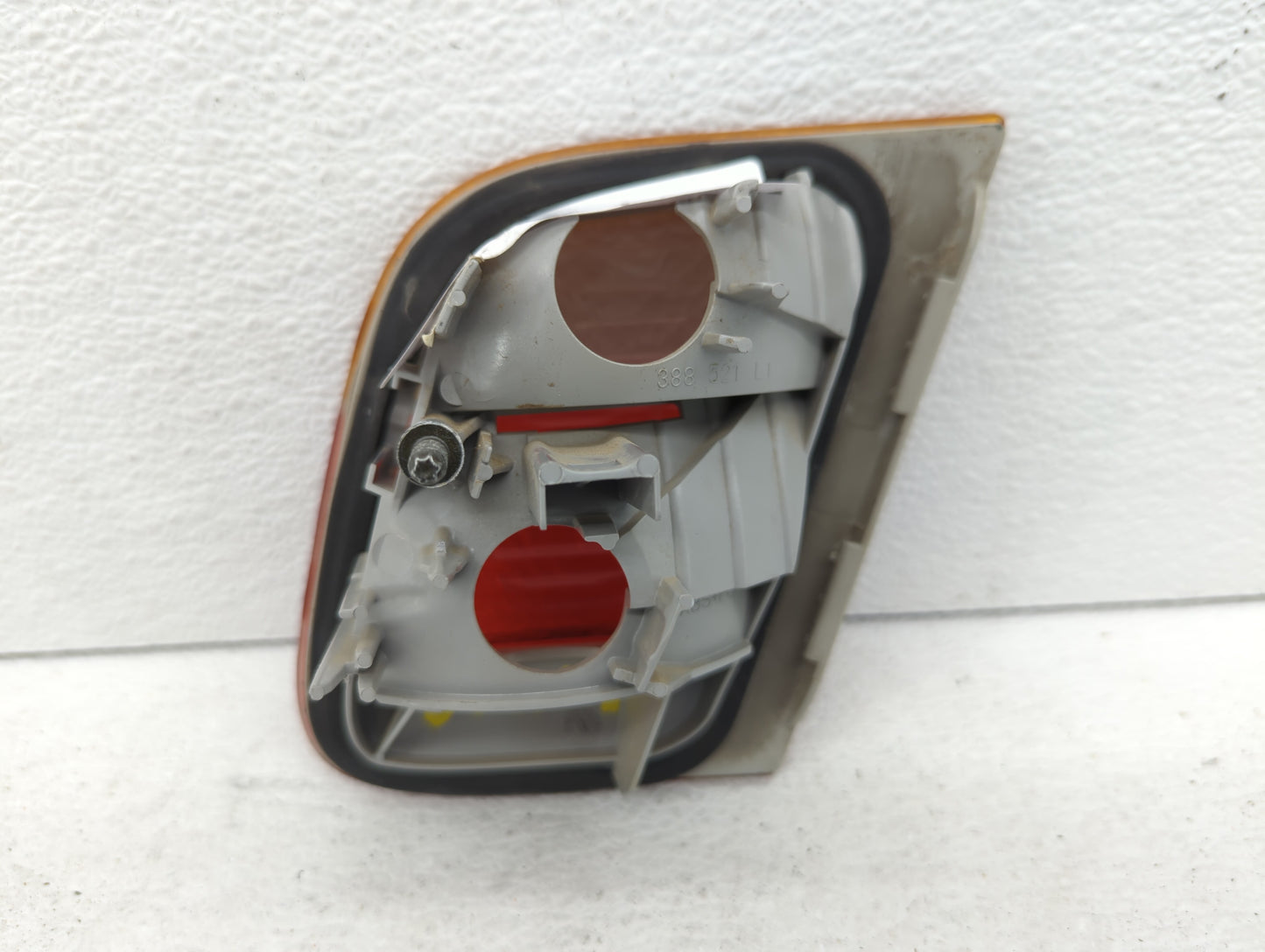 2002-2005 Bmw 325i Tail Light Assembly Driver Left OEM P/N:6907945 Fits Fits 2002 2003 2004 2005 OEM Used Auto Parts - Oemus