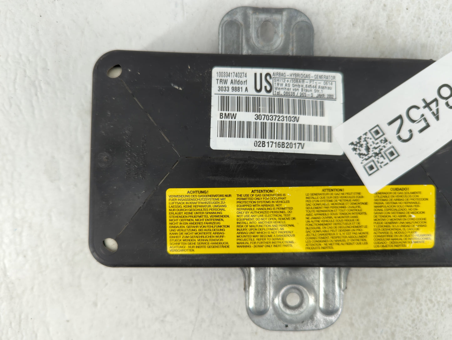 2001-2002 Bmw 325i Air Bag Driver Left Steering Wheel Mounted P/N:3033 9881 A Fits Fits 2000 2001 2002 2003 OEM Used Auto Pa