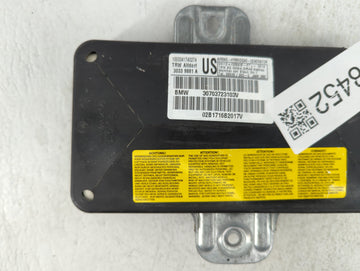 2001-2002 Bmw 325i Air Bag Driver Left Steering Wheel Mounted P/N:3033 9881 A Fits Fits 2000 2001 2002 2003 OEM Used Auto Parts