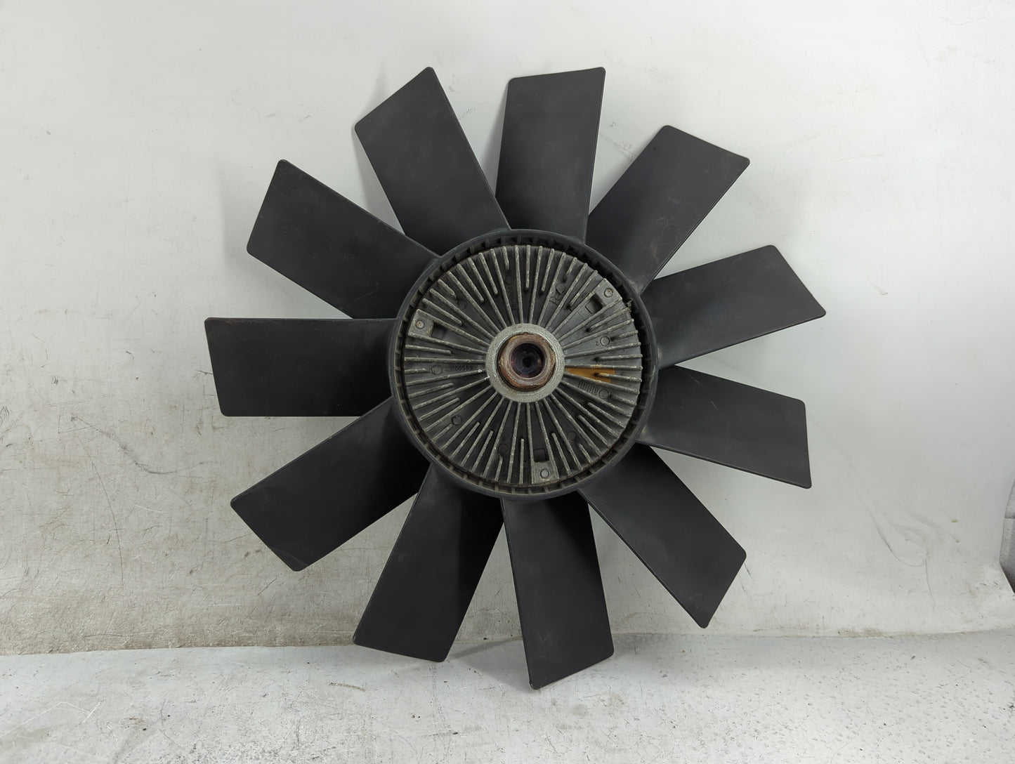 2001-2006 Bmw 330i Radiator Cooling Fan Clutch 1460758 - Oemusedautoparts1.com