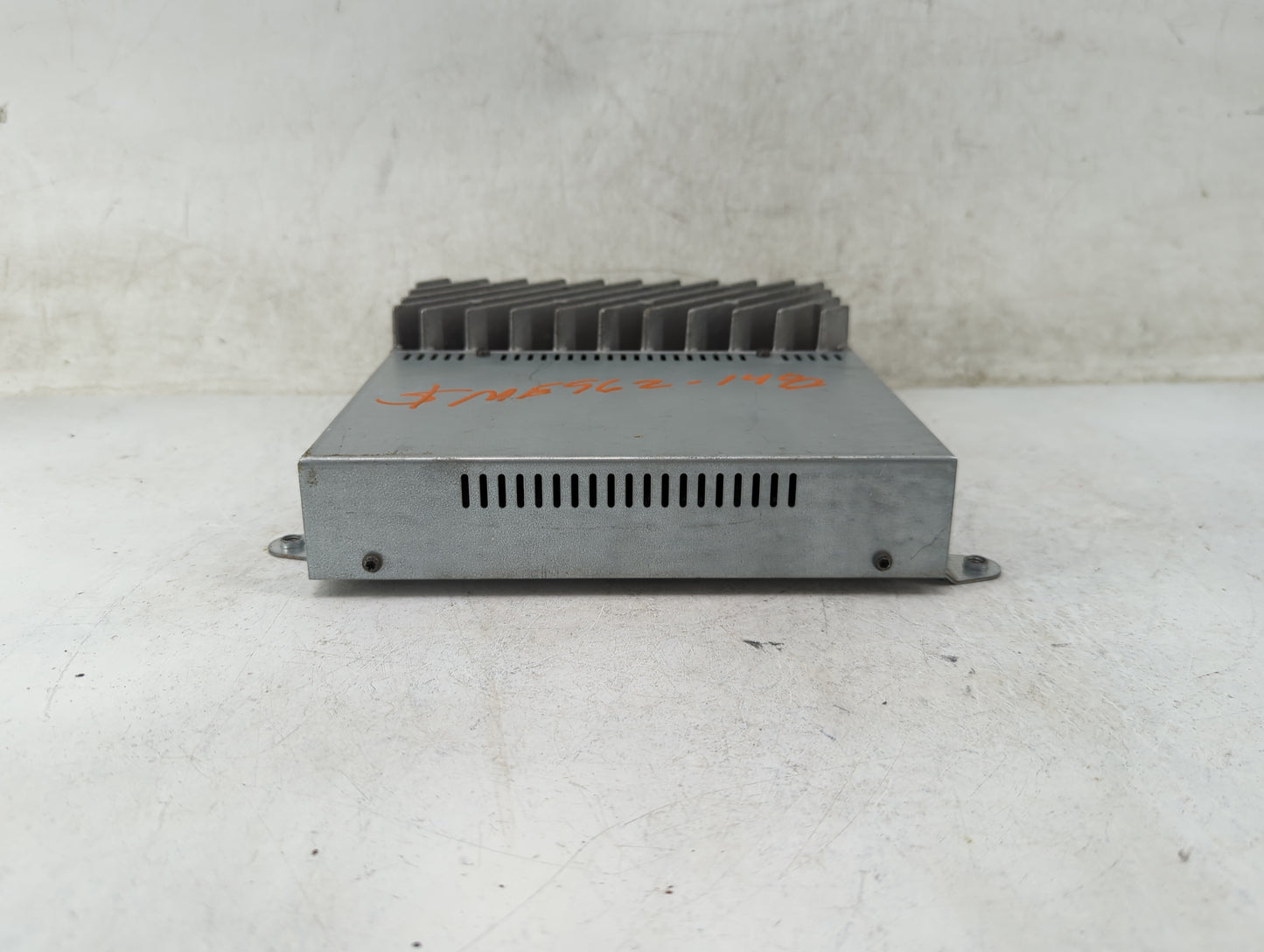 2002 Bmw 525i Radio Speaker Amplifier 8362444|8368861062|175375 - Oemusedautoparts1.com