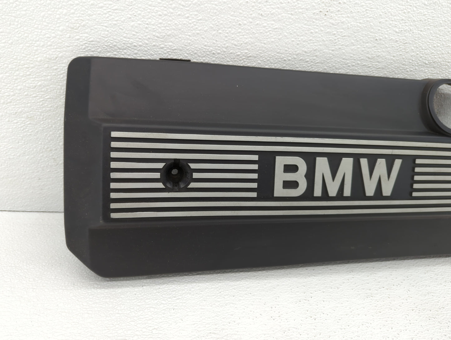 2002 Bmw 525i Engine Cover - Oemusedautoparts1.com