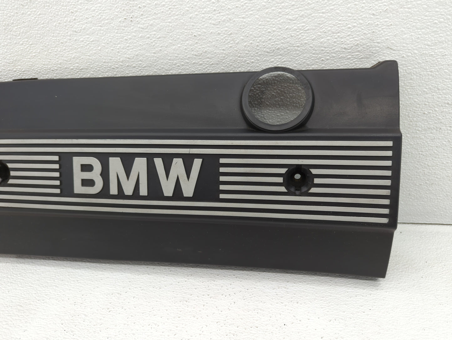 2002 Bmw 525i Engine Cover - Oemusedautoparts1.com